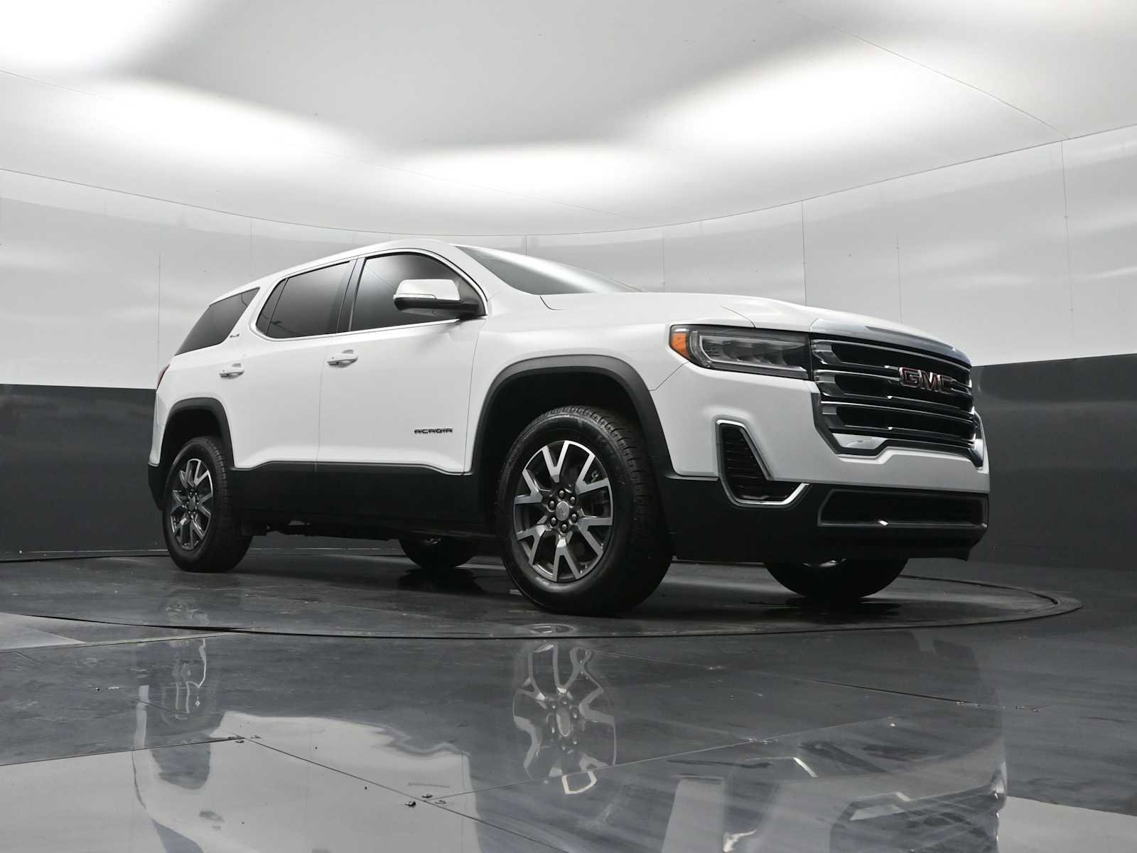 Used 2021 GMC Acadia SLE w/ LPO, Cargo Package image 27