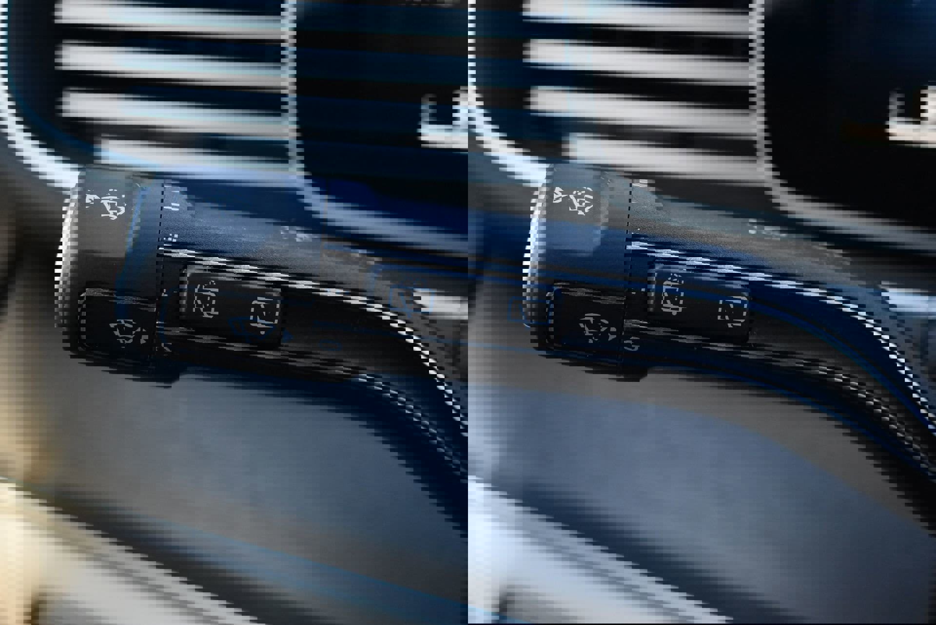 Used 2025 Mercedes-Benz GLS 450 4MATIC image 24