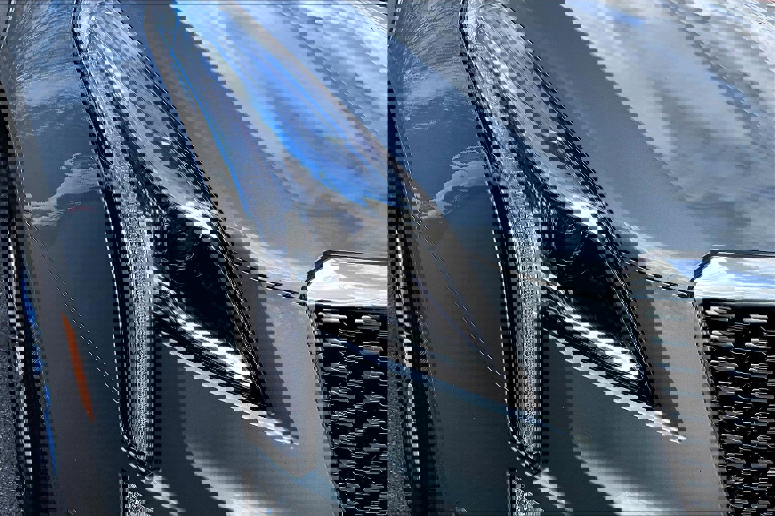 Used 2023 Cadillac XT5 Premium Luxury w/ Technology Package image 23