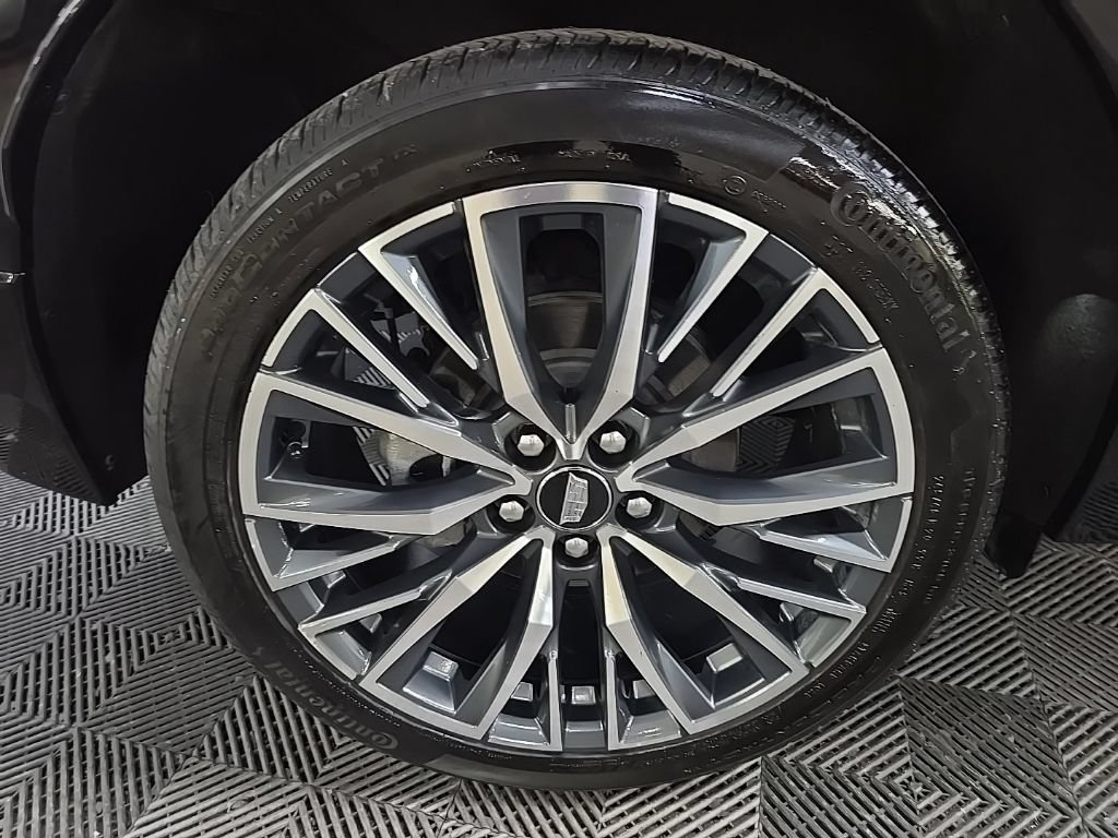 Used 2024 Cadillac XT4 Sport AWD/4WD image 14