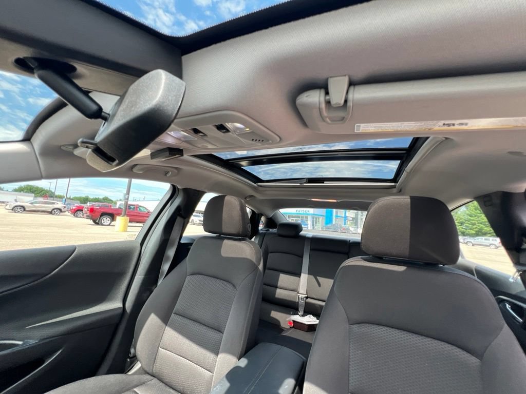 Used 2019 Chevrolet Malibu LT FWD image 25