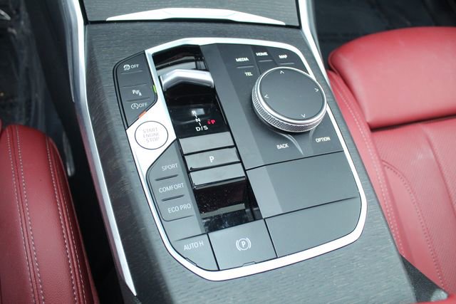 Certified 2023 BMW 330i xDrive Sedan w/ Convenience Package image 14