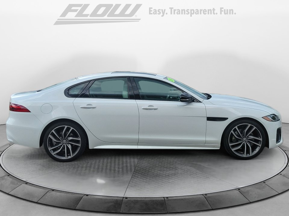 Used 2024 Jaguar XF R-Dynamic SE AWD/4WD image 8