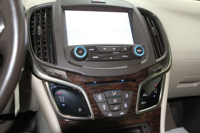 Used 2015 Buick LaCrosse FWD image 20