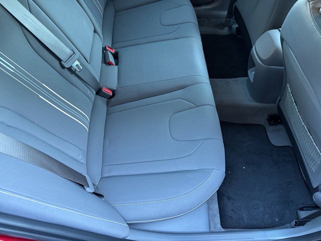 New 2025 Hyundai Elantra SEL image 17