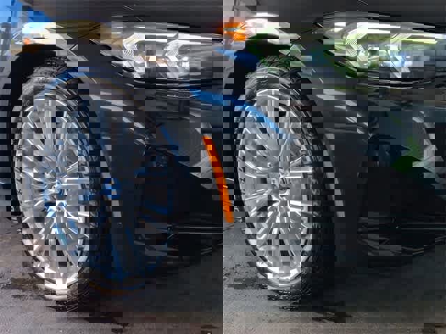 Used 2023 BMW 330e xDrive w/ Driving Assistance Package image 11