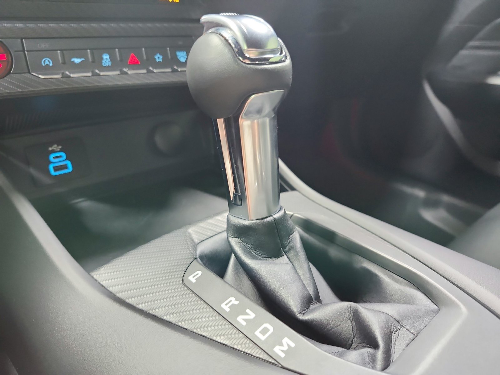 Used 2025 Ford Mustang GT Premium RWD image 26