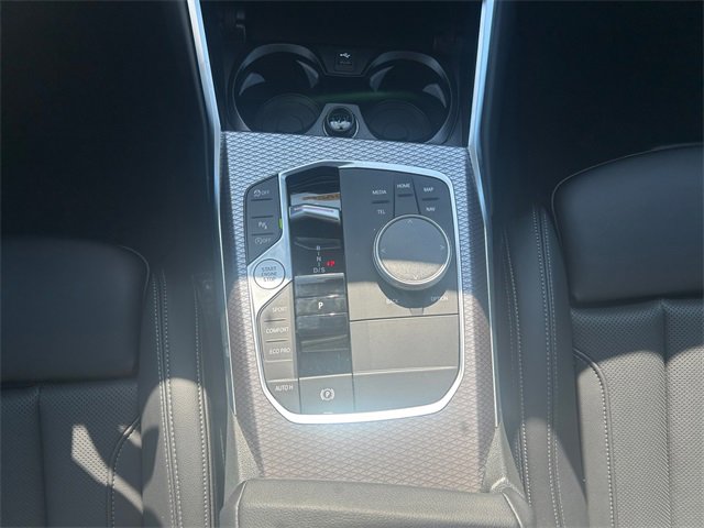 New 2025 BMW 330i xDrive Sedan w/ Convenience Package image 15