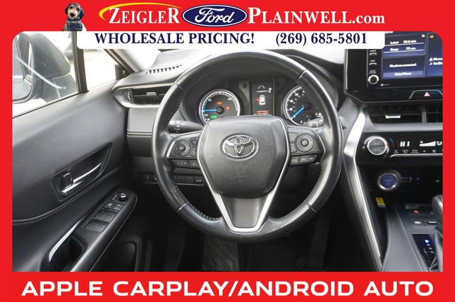 Used 2022 Toyota Venza LE image 14