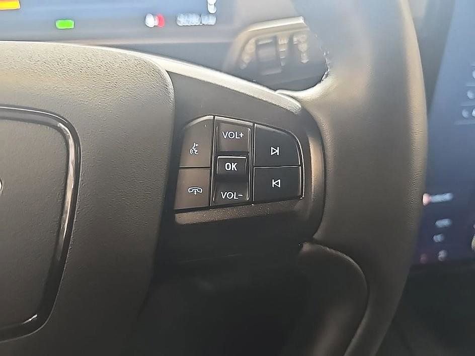 Used 2021 Ford Mustang Mach-E Select w/ Comfort/Appearance Package image 19