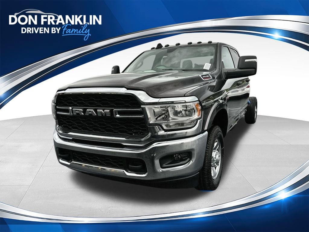 New 2024 RAM 3500 Tradesman w/ Chrome Appearance Group