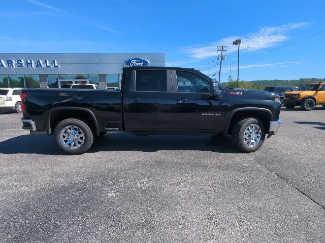Used 2021 Chevrolet Silverado 2500 LT w/ All Star Edition AWD/4WD image 34