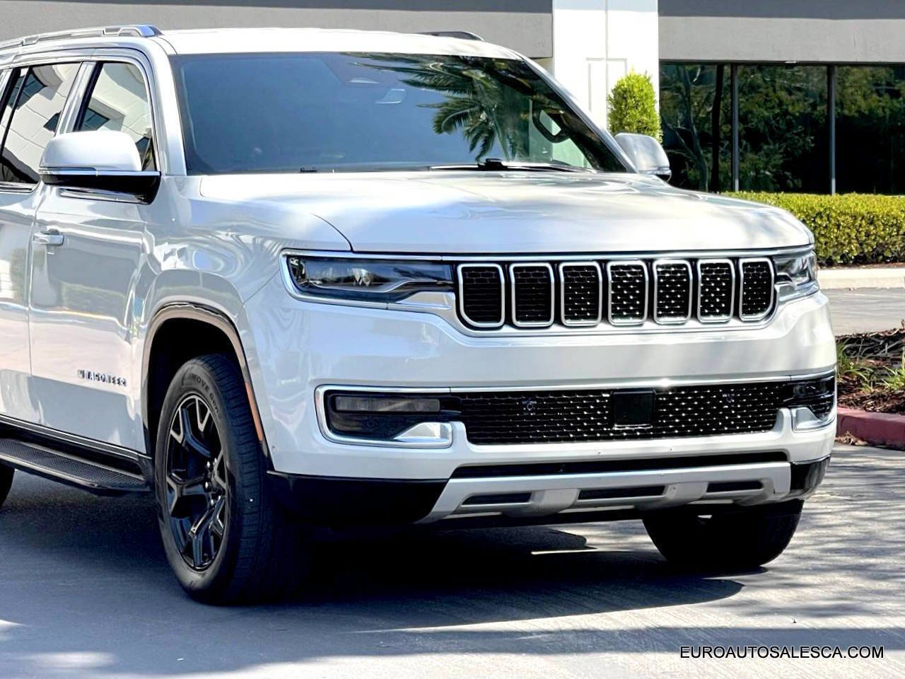 Used 2022 Jeep Wagoneer Series II image 15