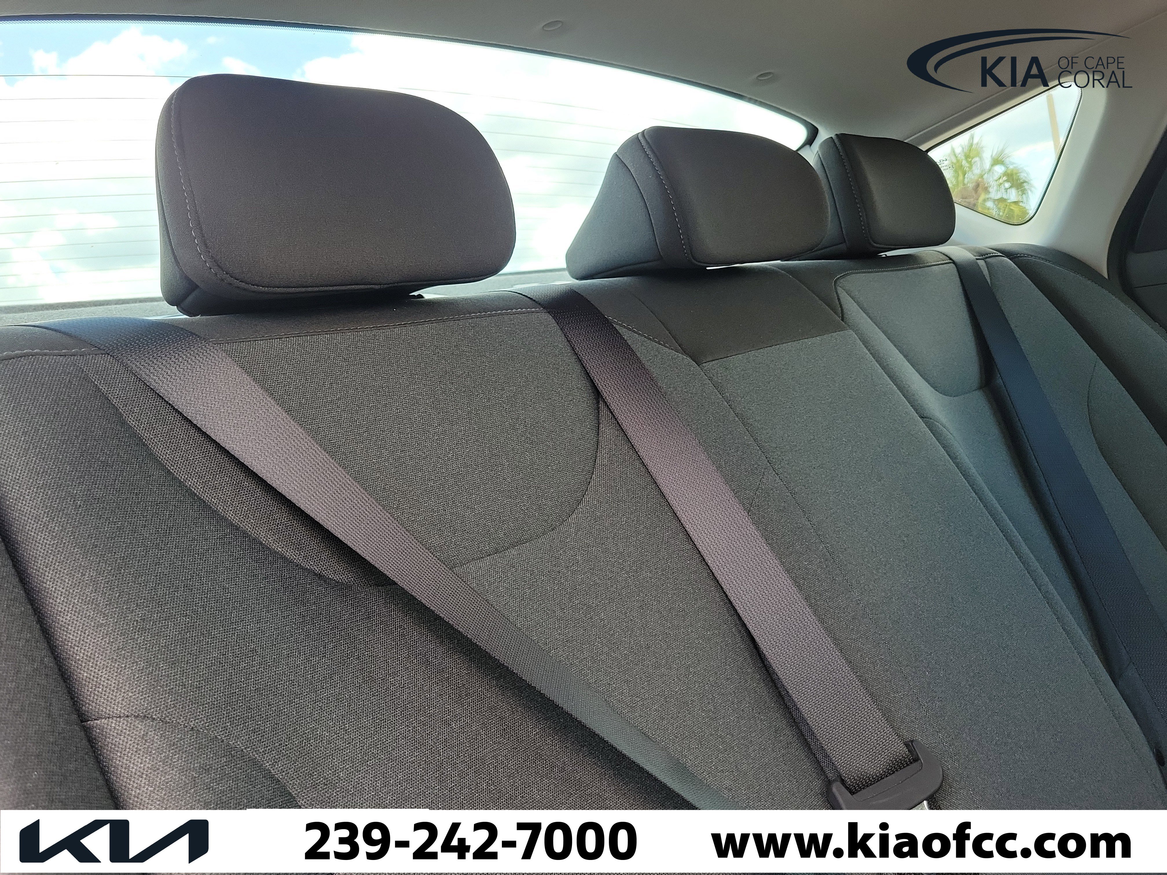 Used 2025 Kia K4 LXS FWD image 27