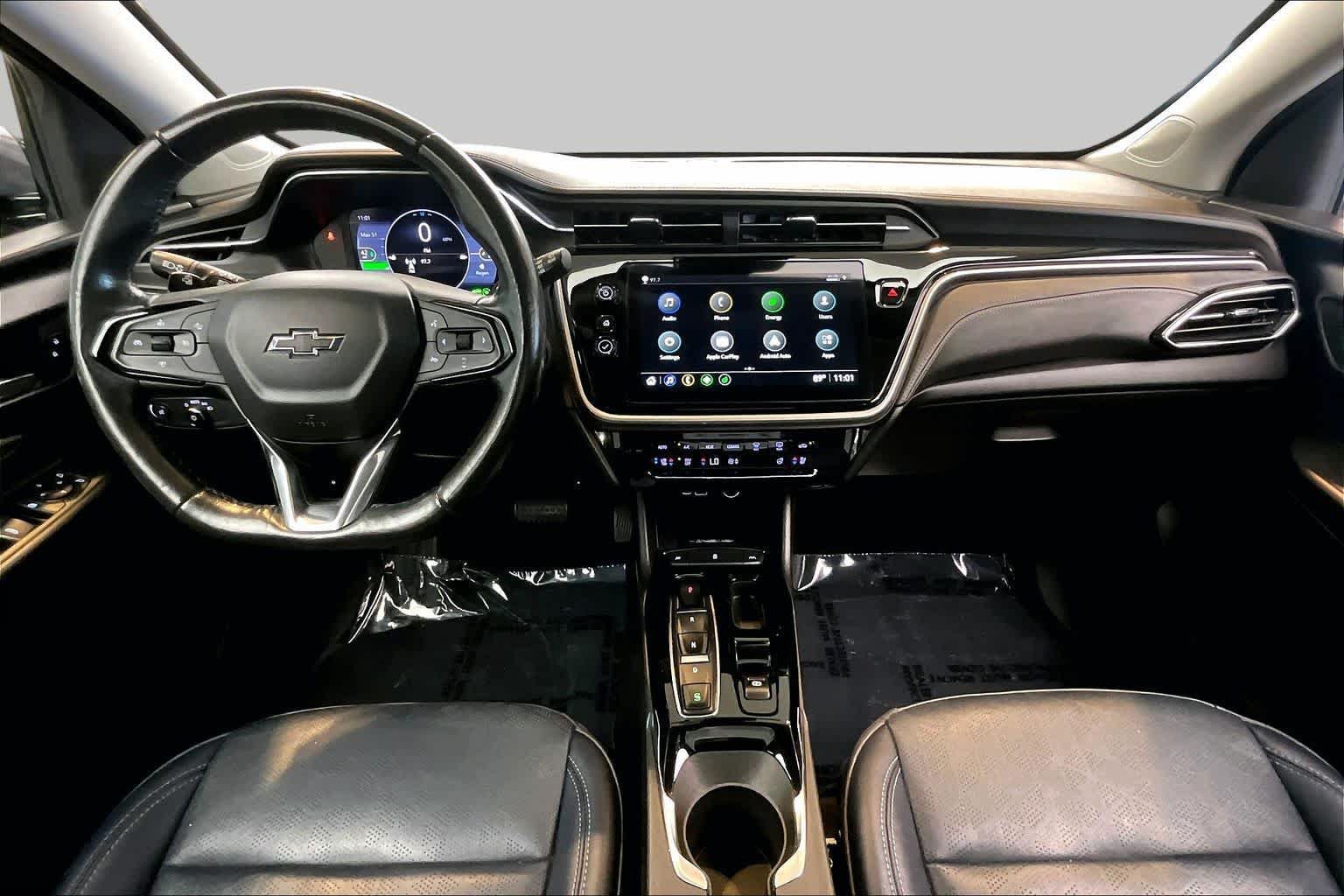 Used 2022 Chevrolet Bolt EUV LT w/ Convenience Package FWD image 13