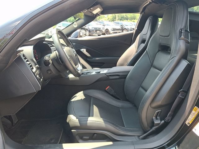 Used 2016 Chevrolet Corvette Stingray Coupe RWD image 2