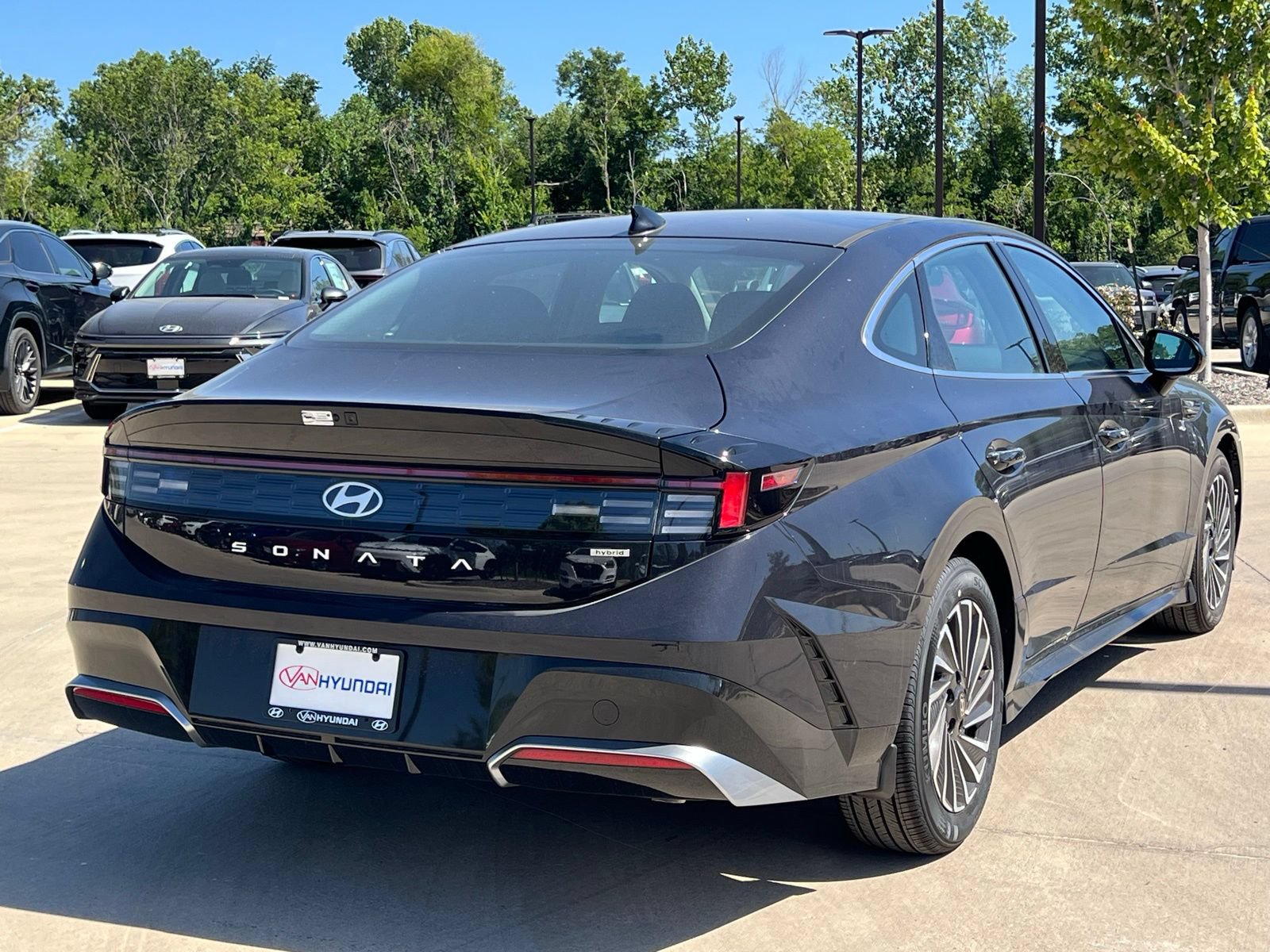 New 2025 Hyundai Sonata SEL FWD image 12