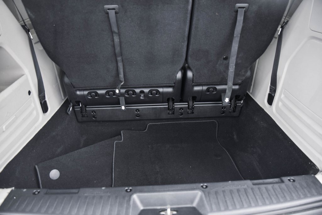 Used 2019 Dodge Grand Caravan SE image 13