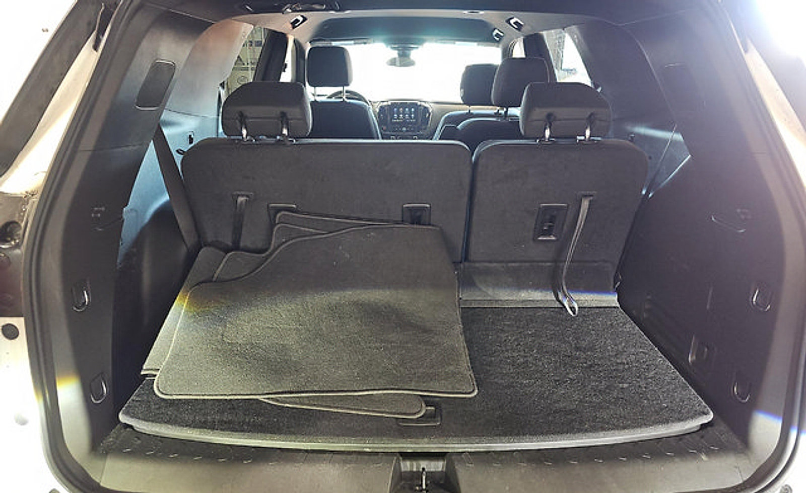Used 2023 Chevrolet Traverse LT AWD/4WD image 20