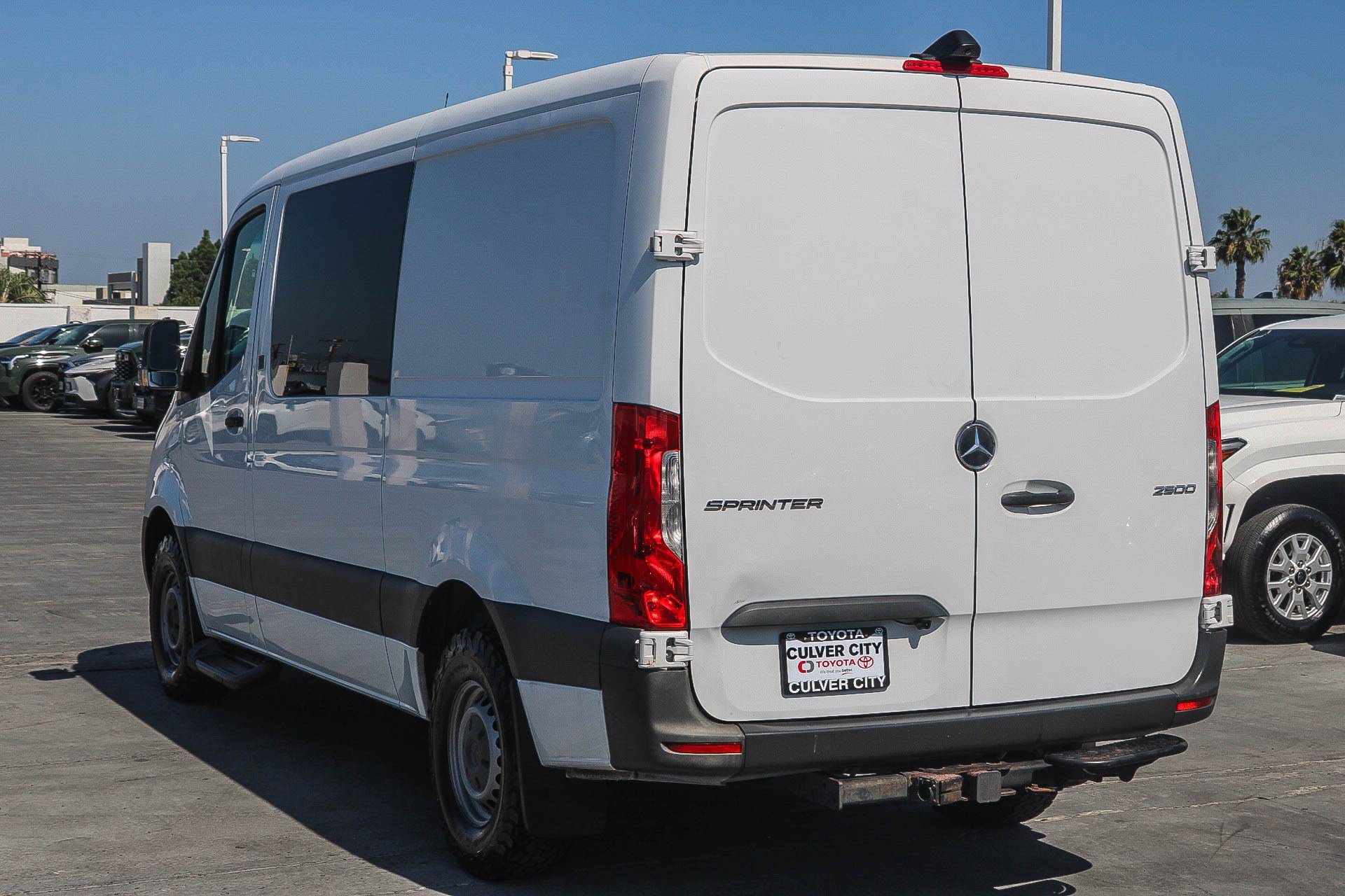 Used 2019 Mercedes-Benz Sprinter 144 Cargo image 7
