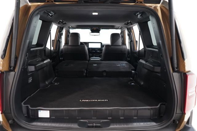 Used 2025 Toyota Land Cruiser w/ Premium Package AWD/4WD image 36