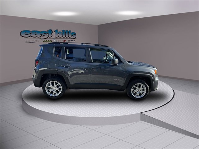 Certified 2022 Jeep Renegade Latitude w/ Convenience Group image 2