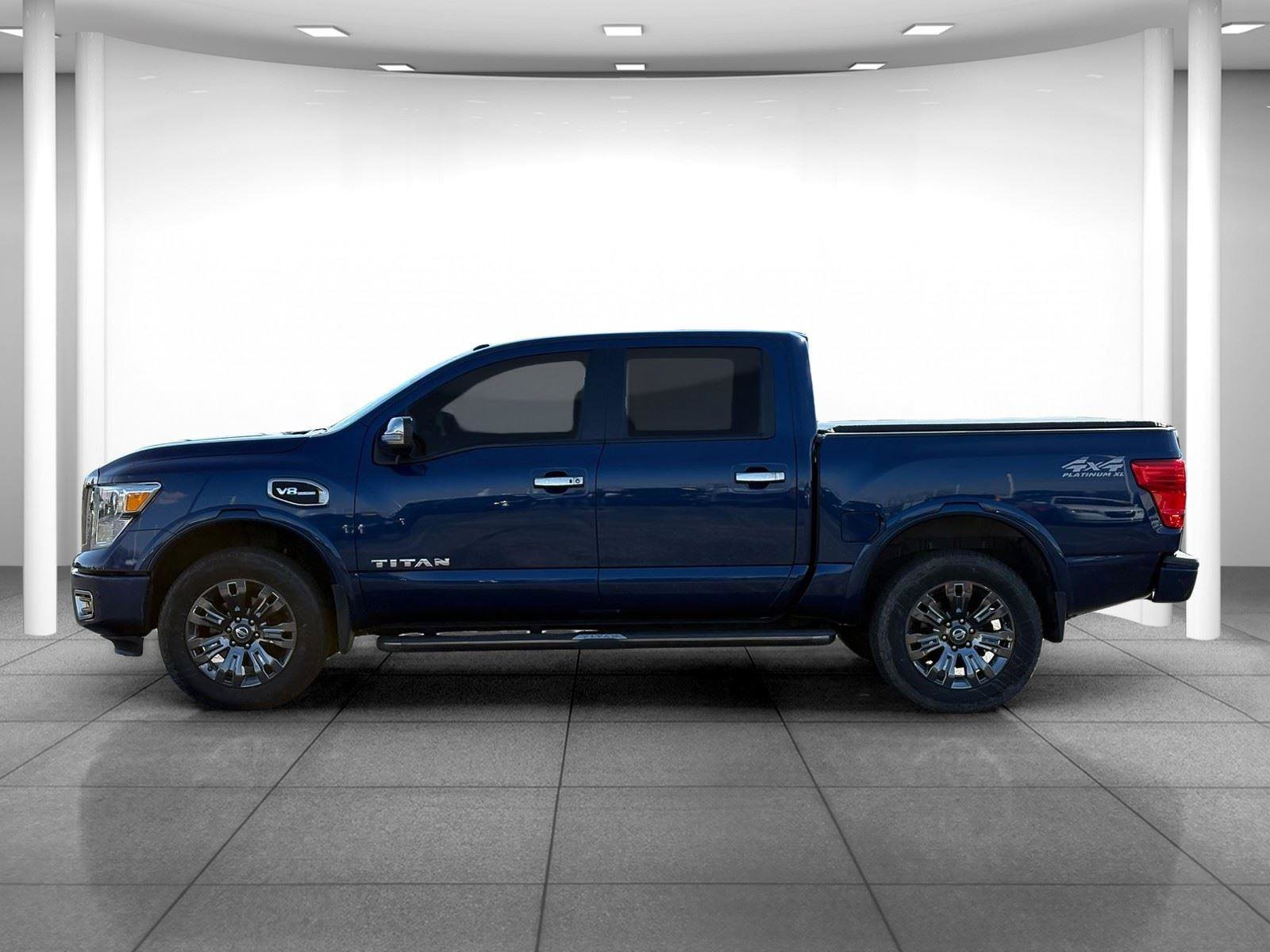 Used 2017 Nissan Titan Platinum Reserve image 4