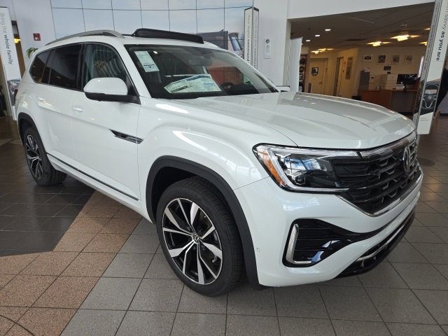New 2025 Volkswagen Atlas SEL Premium R-Line image 2