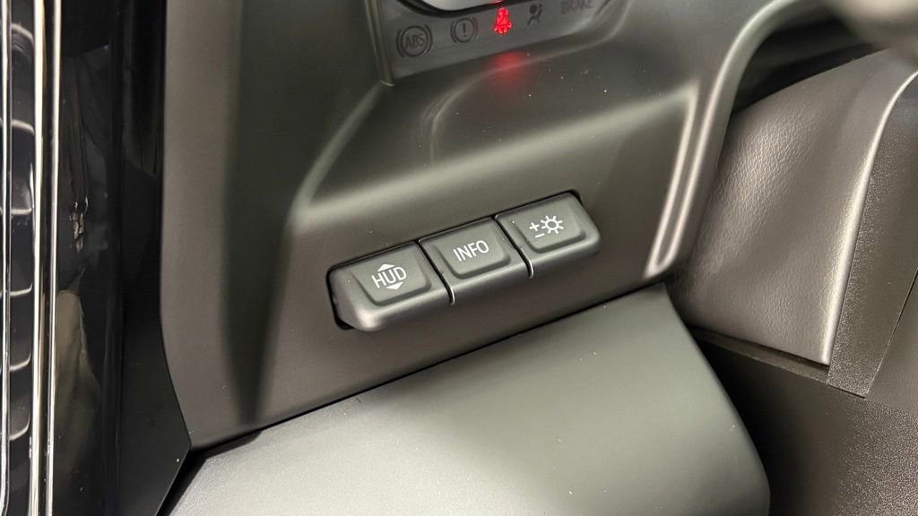 Used 2023 GMC Sierra 1500 AT4 w/ Technology Package image 34