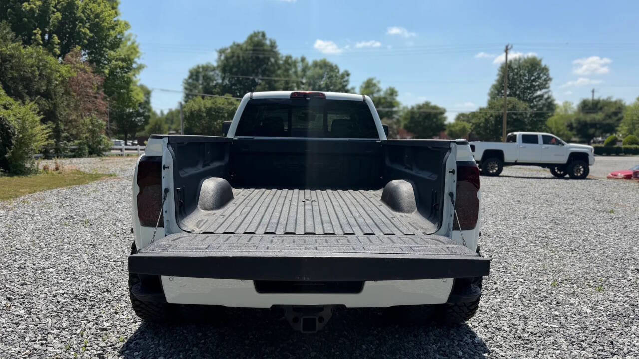 Used 2017 GMC Sierra 3500 Denali w/ Duramax Plus Package AWD/4WD image 7