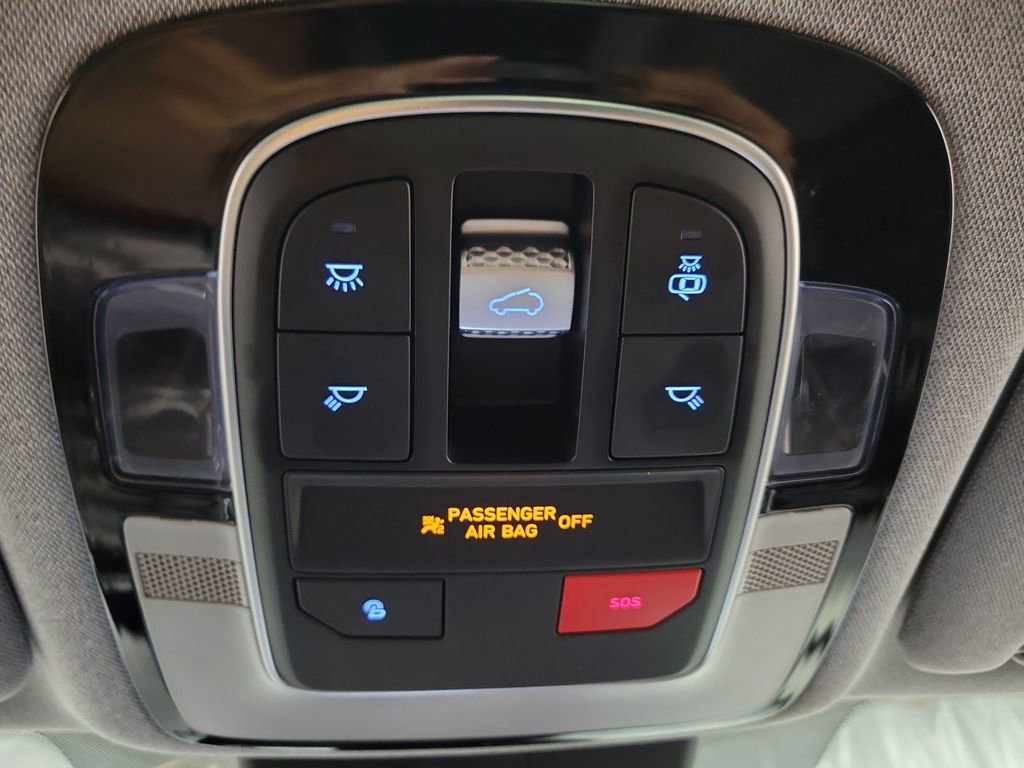 Used 2023 Hyundai Santa Fe Limited AWD/4WD image 20