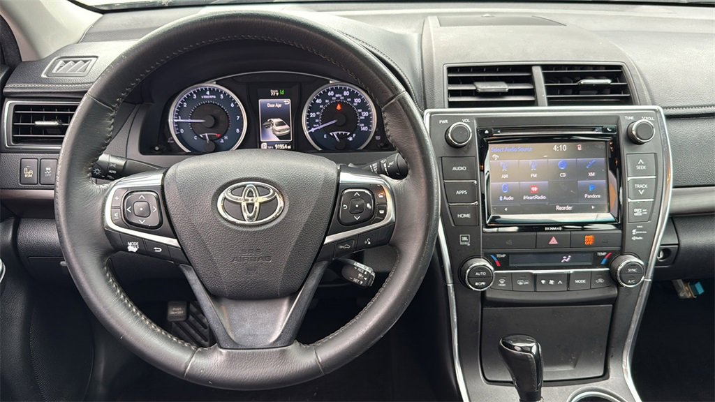 Used 2017 Toyota Camry XLE image 18