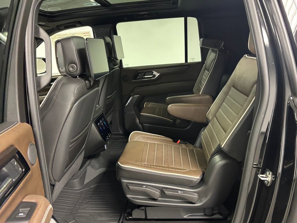 New 2026 GMC Yukon XL Denali Ultimate w/ LPO, Floor Liner Package image 34