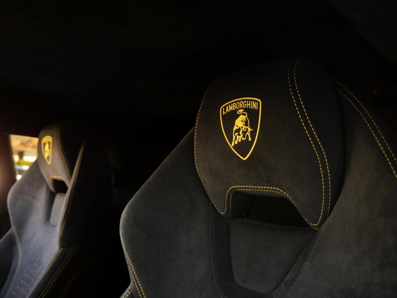 Used 2018 Lamborghini Huracan Performante image 27