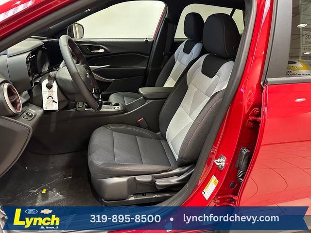 New 2026 Chevrolet Trax RS w/ Sunroof Package FWD image 6