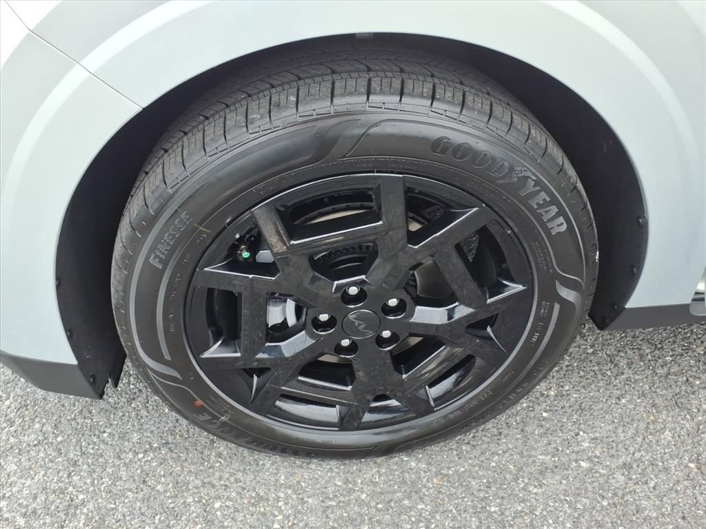 New 2026 Kia Carnival SX w/ SX Dark Edition Package image 9