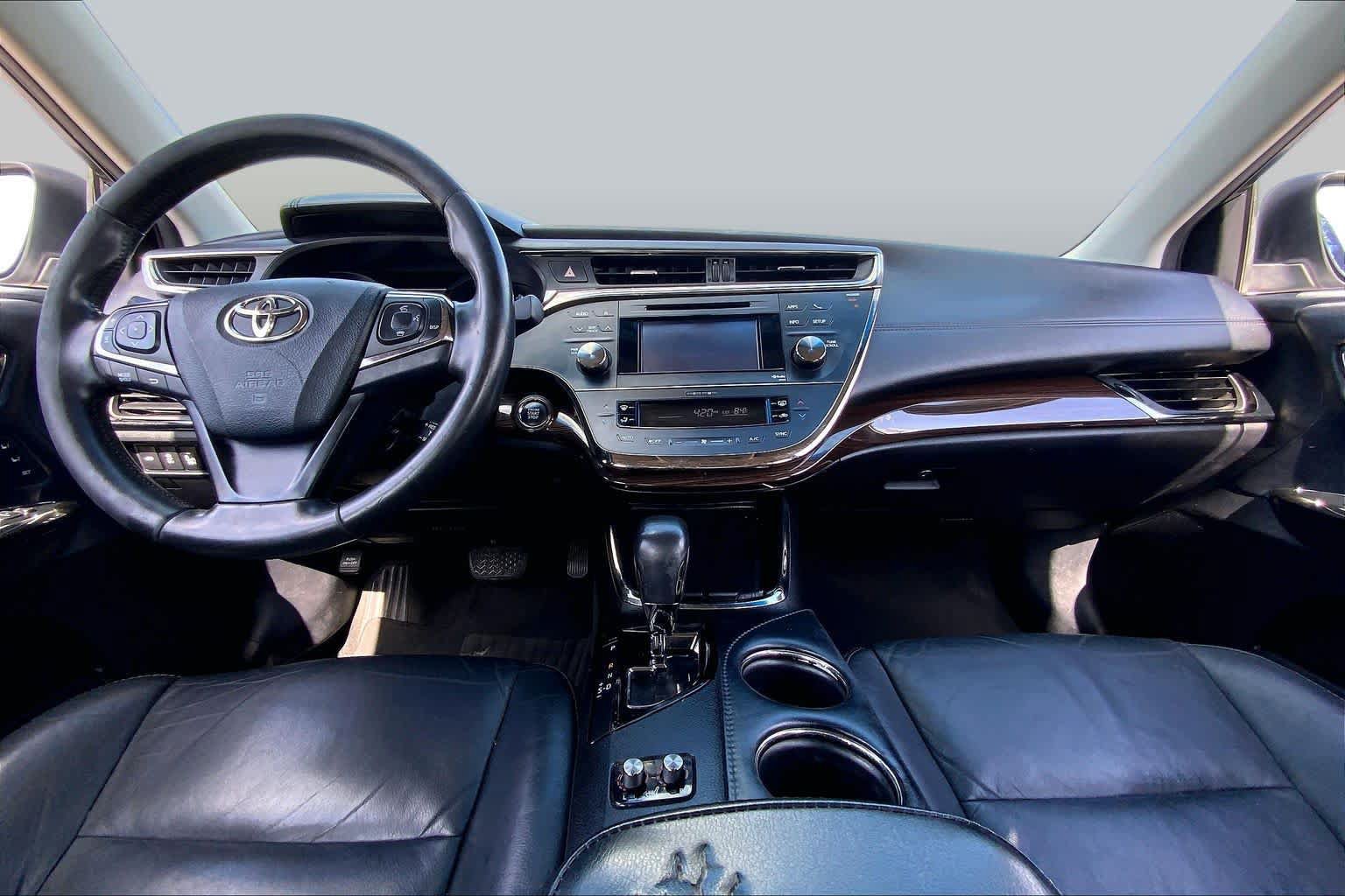 Used 2013 Toyota Avalon XLE Touring FWD image 15