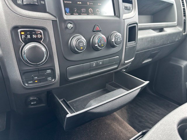 Used 2015 RAM 1500 Express AWD/4WD image 17