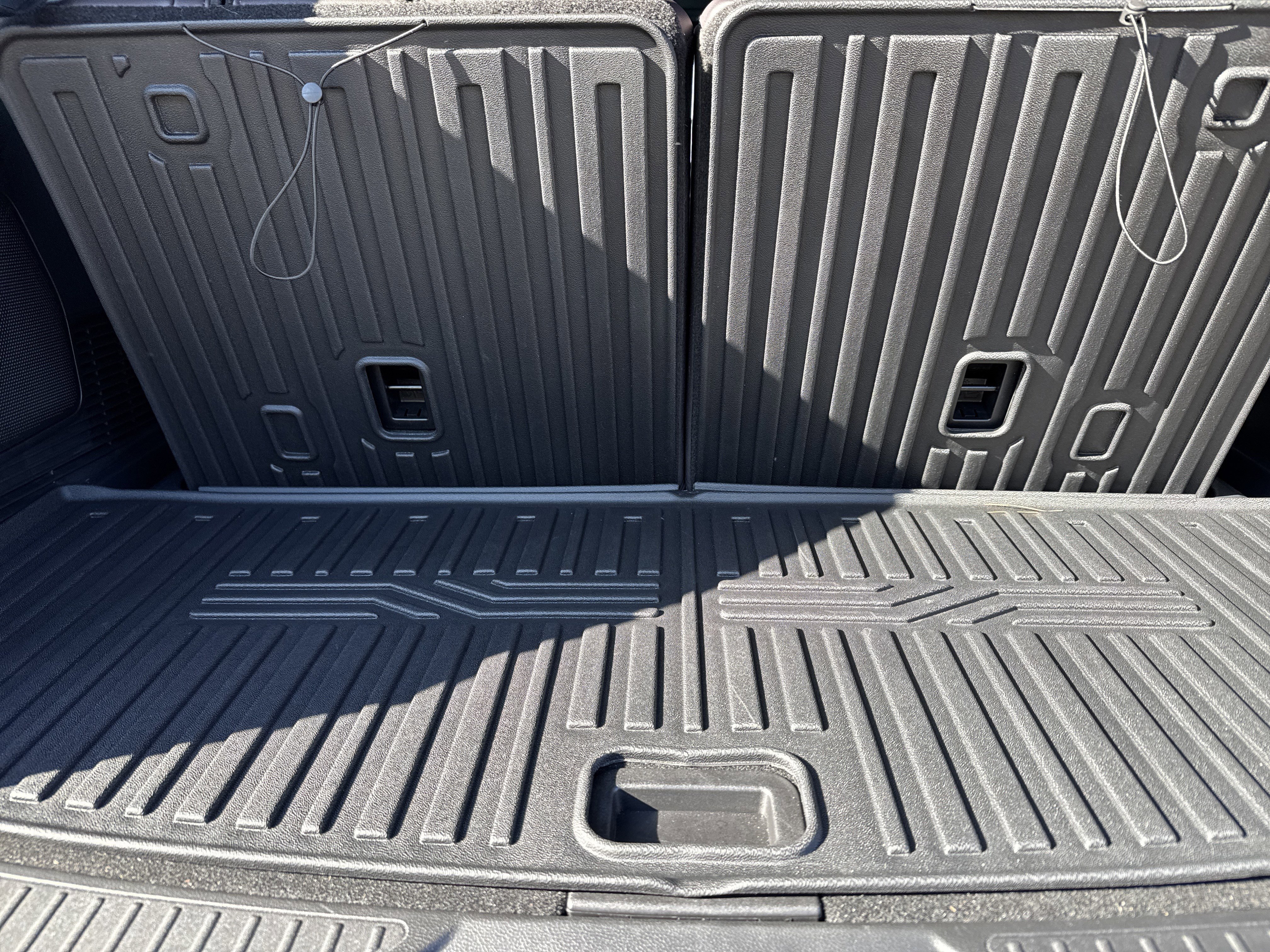 Used 2025 Ford Explorer Platinum w/ LUX Leather Package image 34