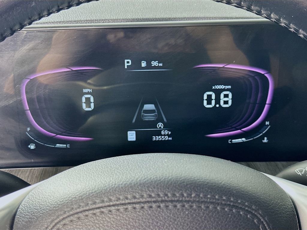 Used 2023 Kia Telluride EX w/ EX Captain's Chair Package image 25