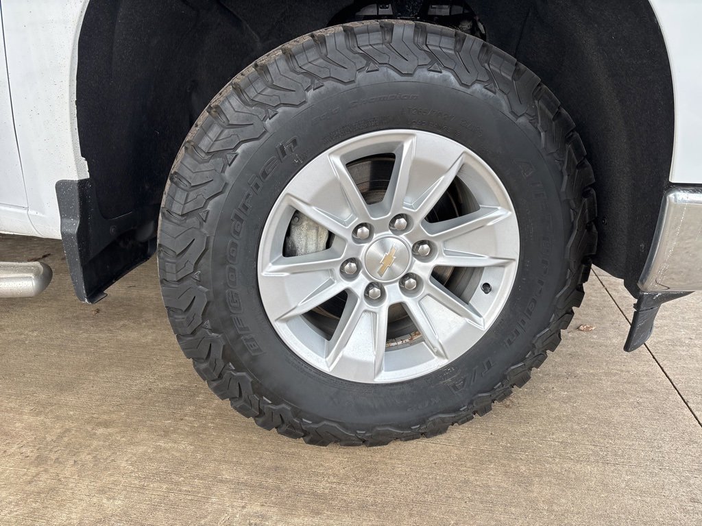 Used 2023 Chevrolet Silverado 1500 LT image 34
