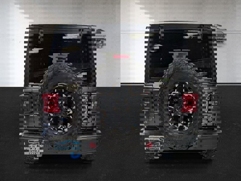 Used 2023 Jeep Wrangler Unlimited Rubicon 4xe w/ Cold Weather Group image 9