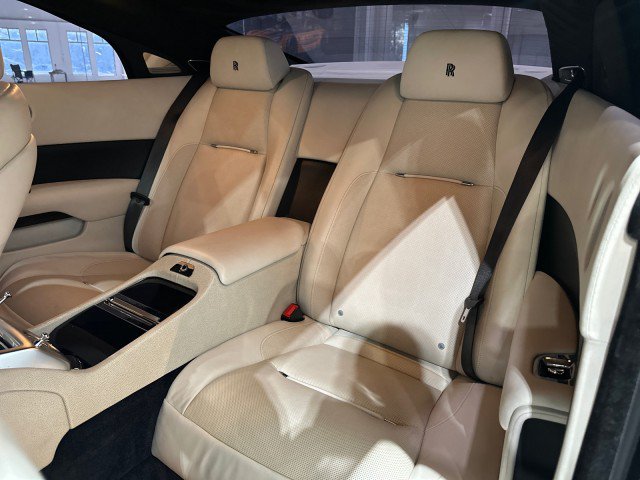 Used 2015 Rolls-Royce Wraith RWD image 54