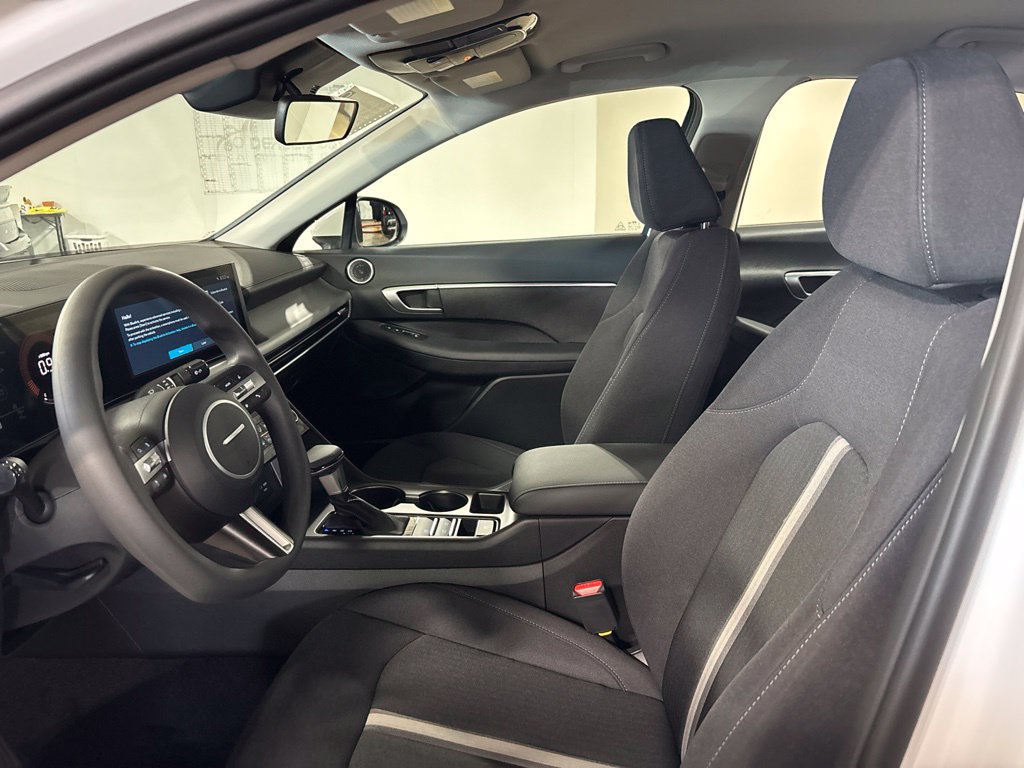 New 2026 Hyundai Sonata SE FWD image 10