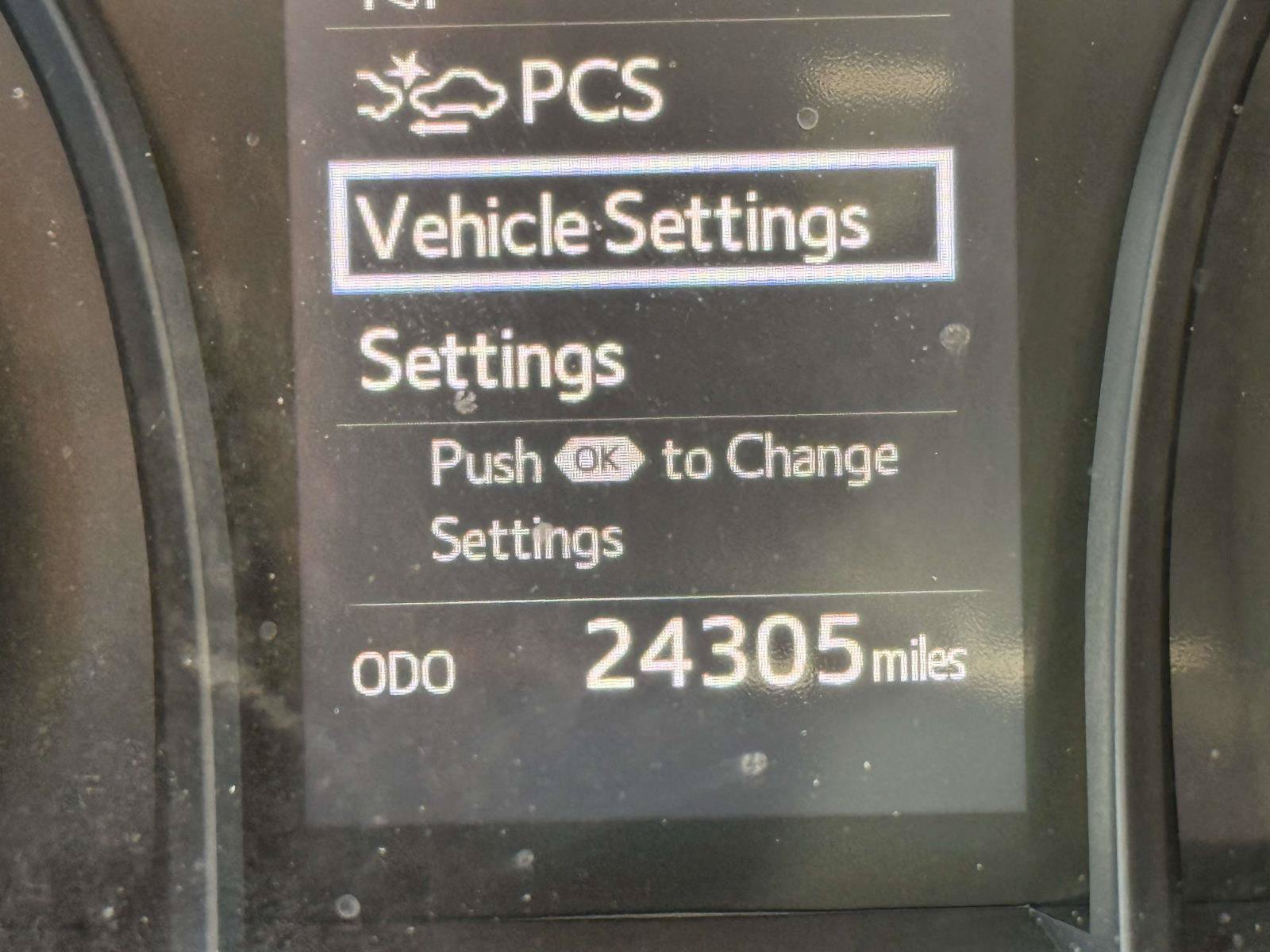 Used 2020 Toyota Camry SE FWD image 29