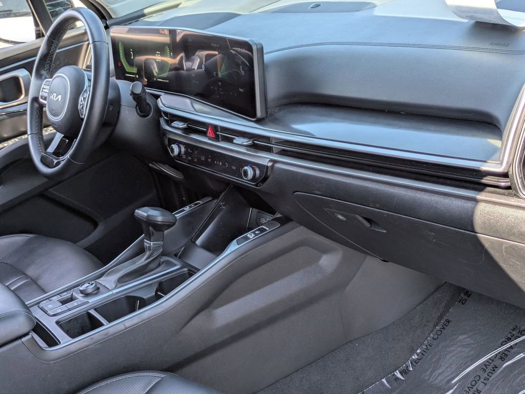 Used 2024 Kia Sorento S FWD image 30