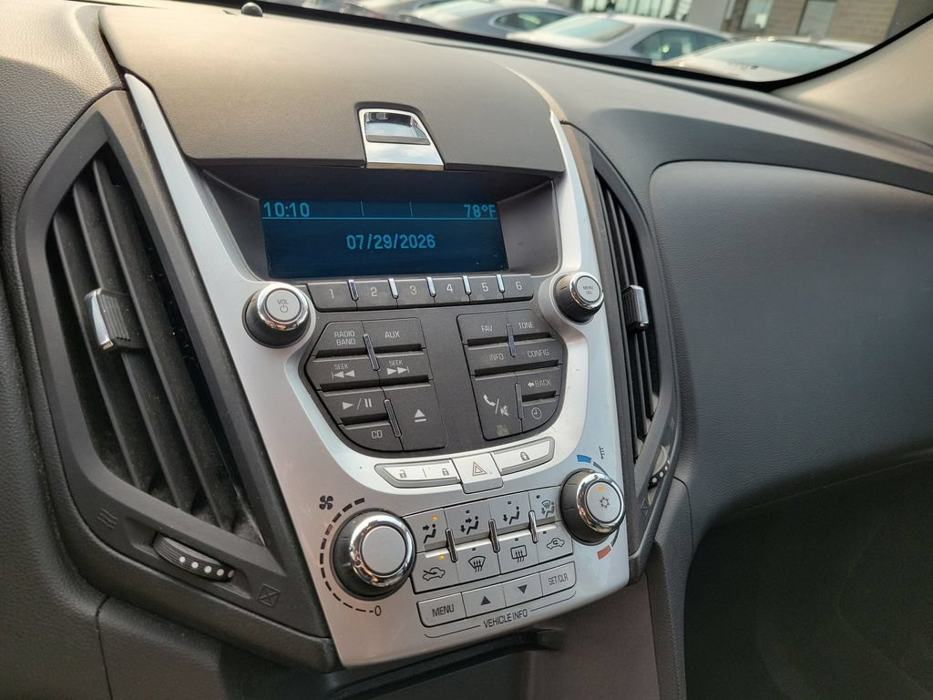 Used 2010 Chevrolet Equinox LT FWD image 30