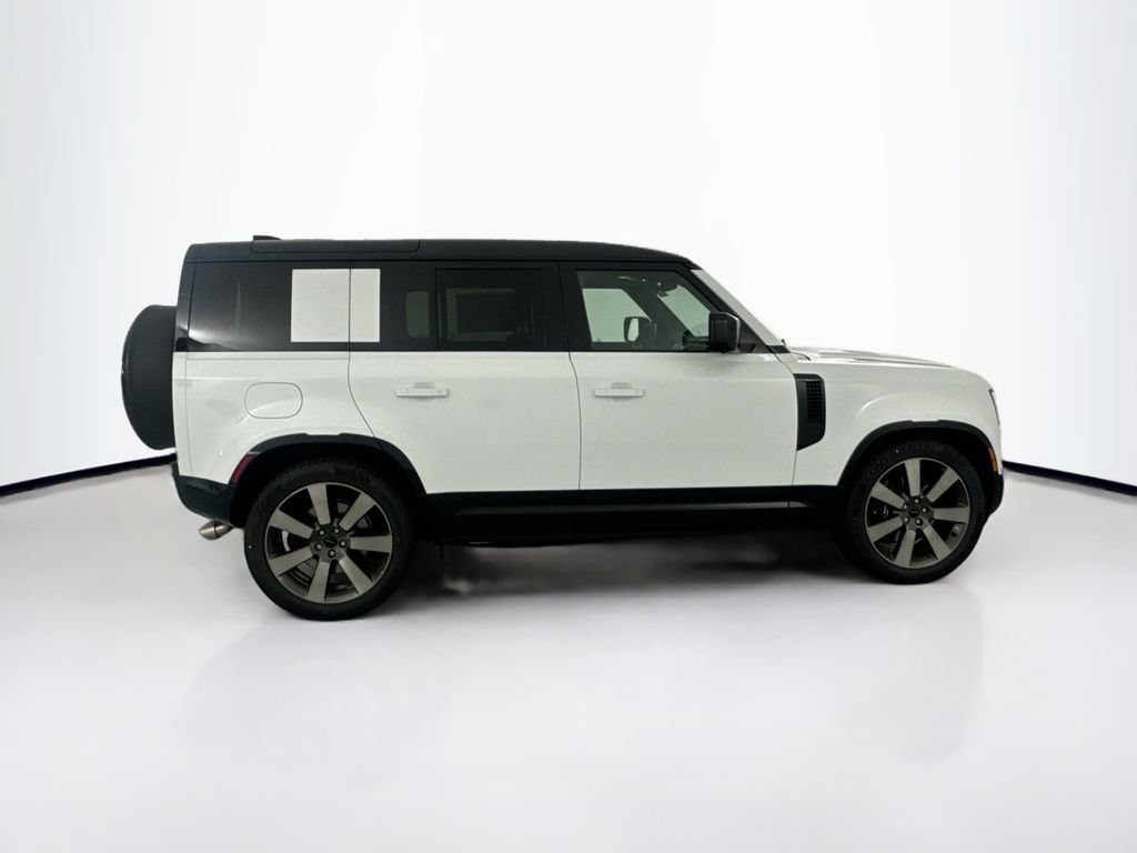 New 2026 Land Rover Defender 110 V8 AWD/4WD image 4
