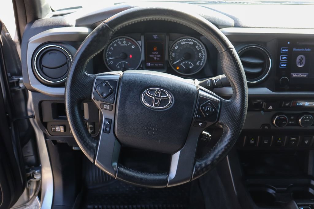 Used 2017 Toyota Tacoma TRD Off-Road RWD image 21