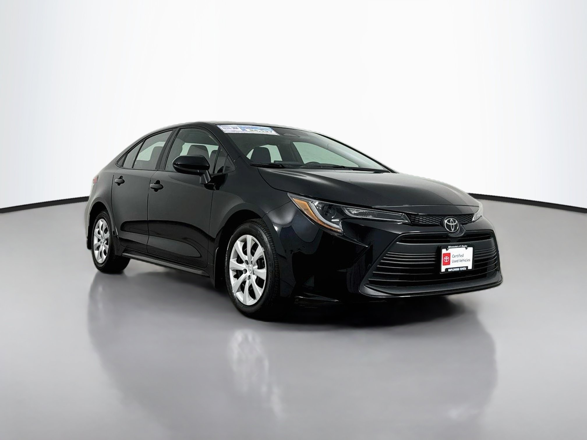 Certified 2024 Toyota Corolla LE FWD image 1
